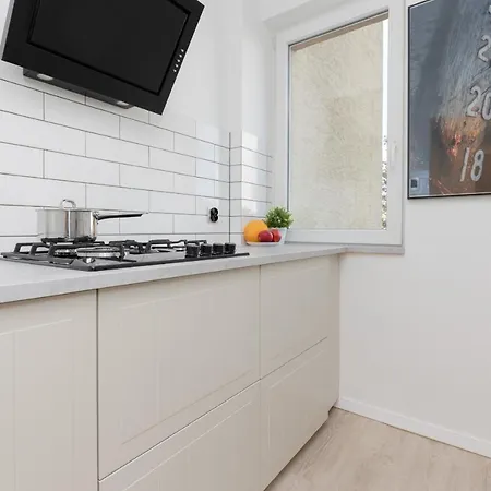 Stawki Cosy By Renters Apartment